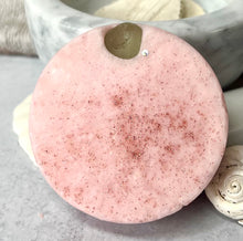 Load image into Gallery viewer, Peachy Keen Shampoo Bar with Hidden Sea Glass