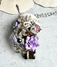 Load image into Gallery viewer, Passage Antique Skeleton Key Necklace