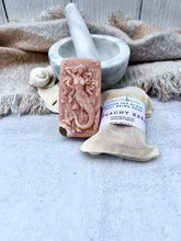 Load image into Gallery viewer, Peachy Keen Hidden Sea Glass Salt Brine Soap