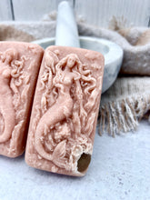 Load image into Gallery viewer, Peachy Keen Hidden Sea Glass Salt Brine Soap
