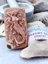 Load image into Gallery viewer, Peachy Keen Hidden Sea Glass Salt Brine Soap
