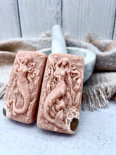 Load image into Gallery viewer, Peachy Keen Hidden Sea Glass Salt Brine Soap
